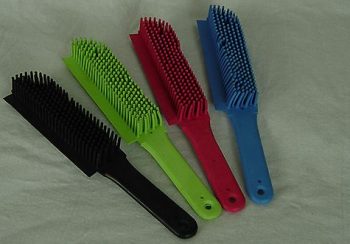 cleaning brushes for saddle pad
